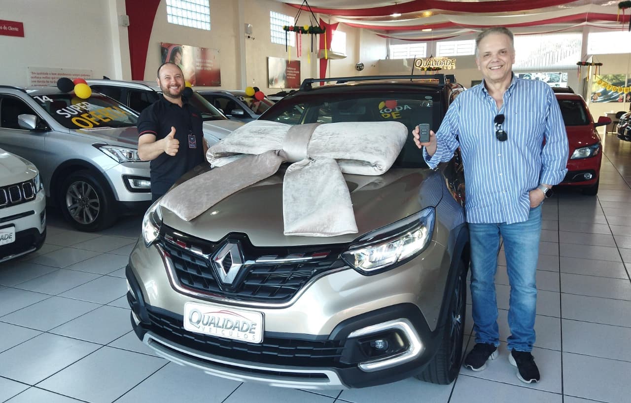 Cliente Feliz Qualidade Veículos