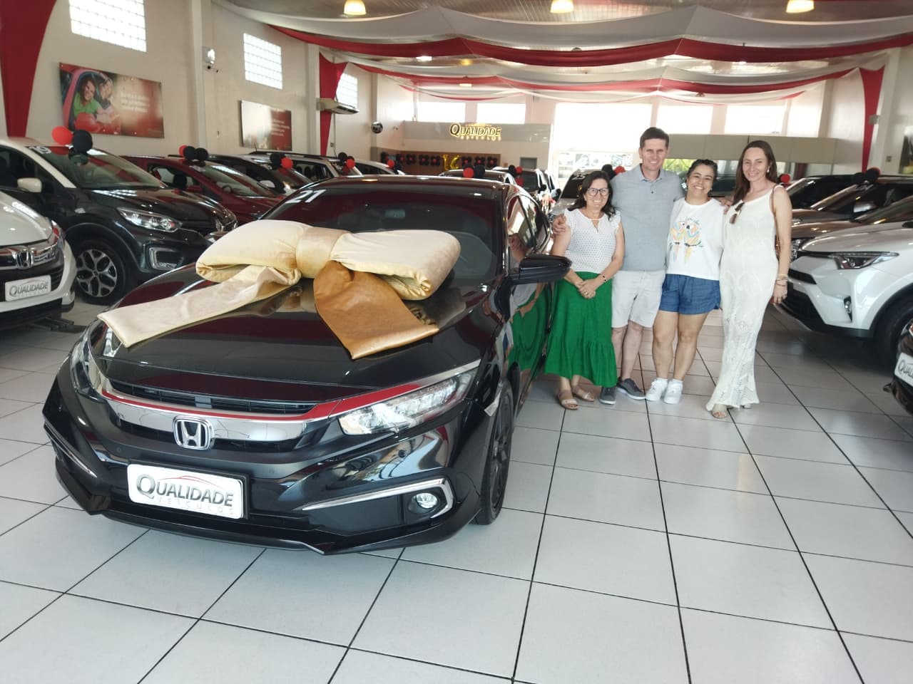 Cliente Feliz Qualidade Veículos