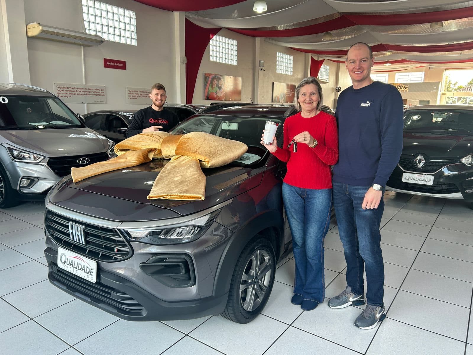 Cliente Feliz Qualidade Veículos