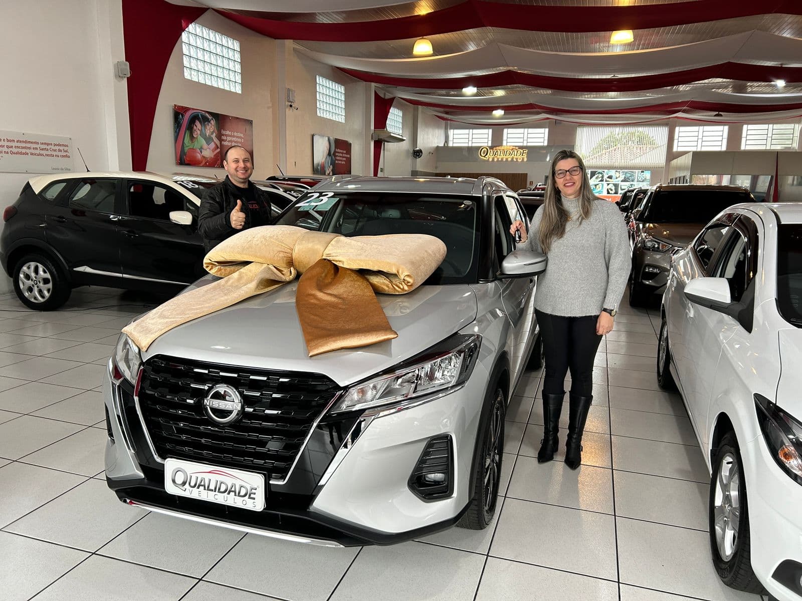 Cliente Feliz Qualidade Veículos