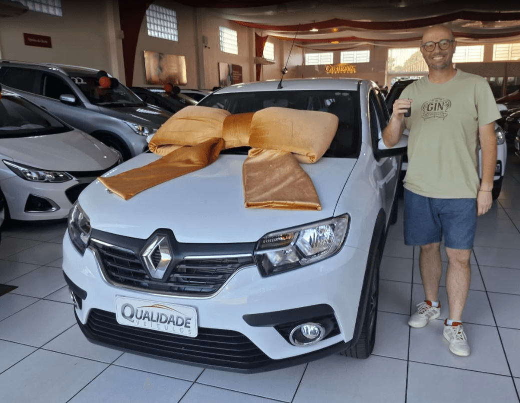 Cliente Feliz Qualidade Veículos