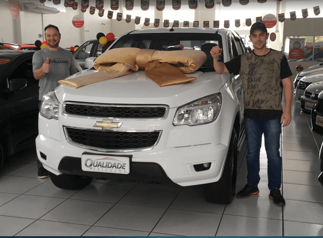 Cliente Feliz Qualidade Veículos