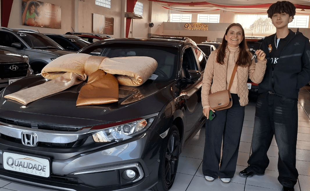 Cliente Feliz Qualidade Veículos